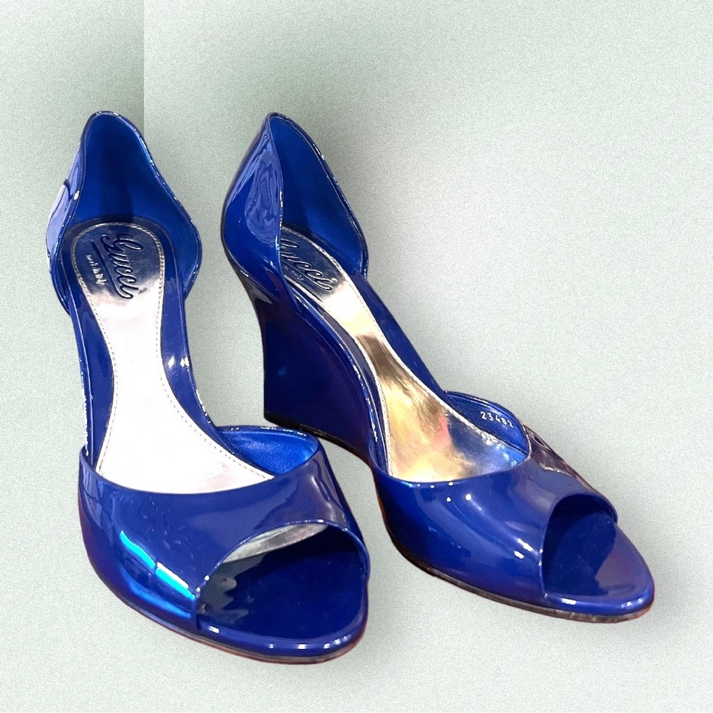 Gucci Vitello Vernice Soft Blue  Cina Wedge